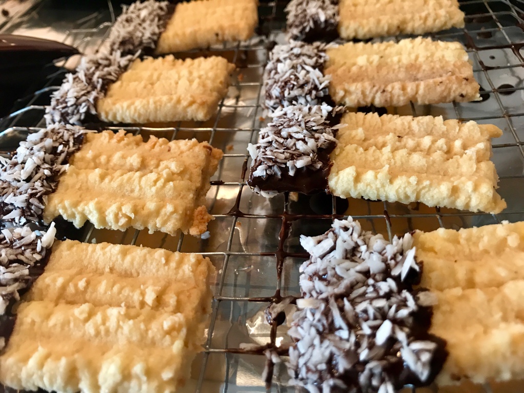 Kokos-Spritzgebäck – Das große Carolinarikum Kokos-Spritzgebäck – Das große Carolinarikum