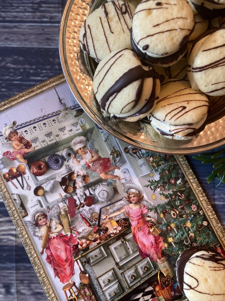 Eierlikör-Busserl – Das große Carolinarikum Eierlikör-Busserl – Das große Carolinarikum